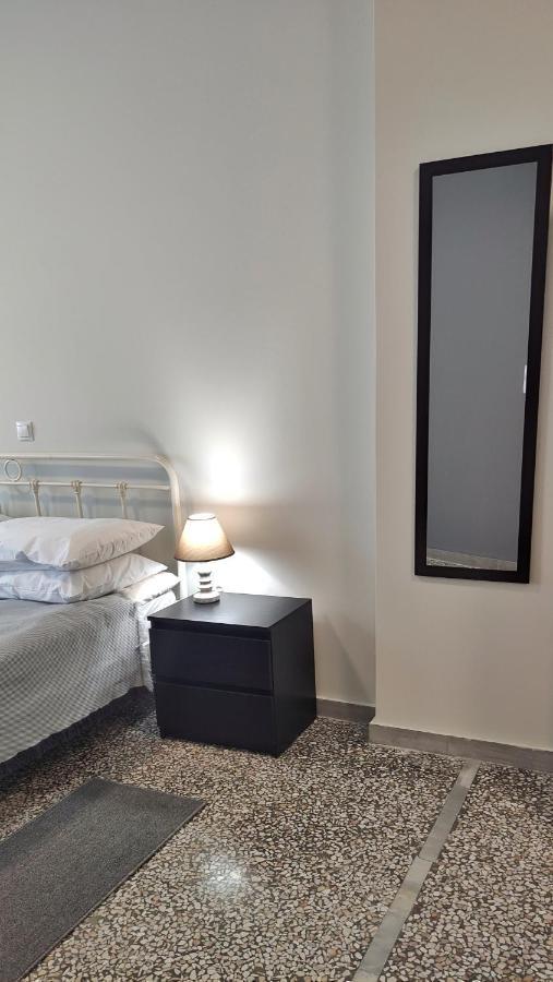 Apartament Garnet2 Kalamata Zewnętrze zdjęcie